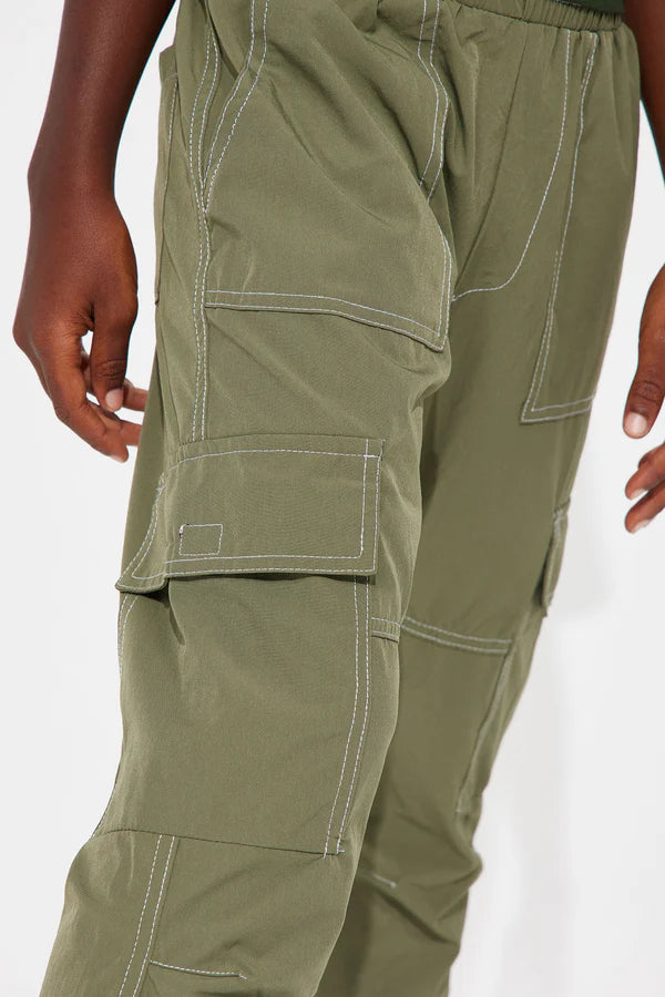 Mini Contrast Stitched Nylon Cargo Flared Pants - Olive