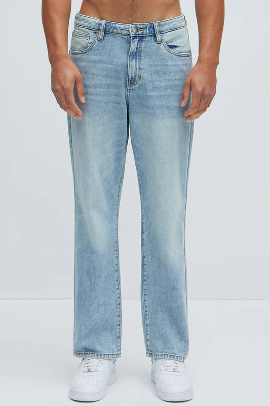 Bellevue Straight Jeans - Light Blue Wash